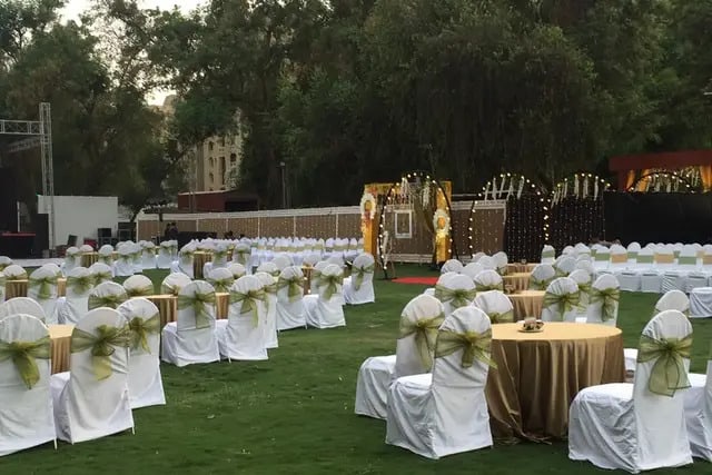 WADHWA WISE CITY Amenities - party lawn
